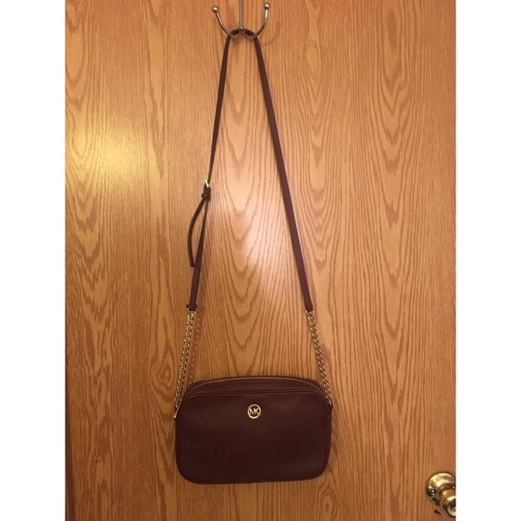 Michael Kors burgundy cross body camera bag - Picture 1 of 6